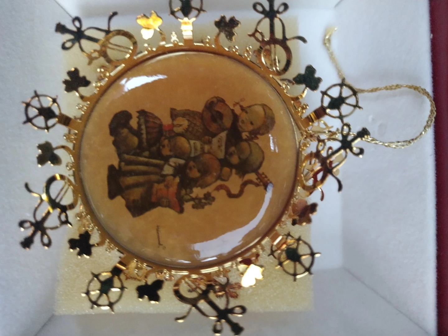 Hummel Gold Christmas Ornament Collection - photo 2