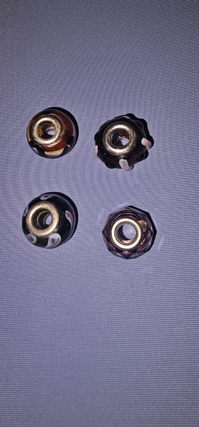 🥕4 Assorted Glass Beads🥕 image indicator(2)