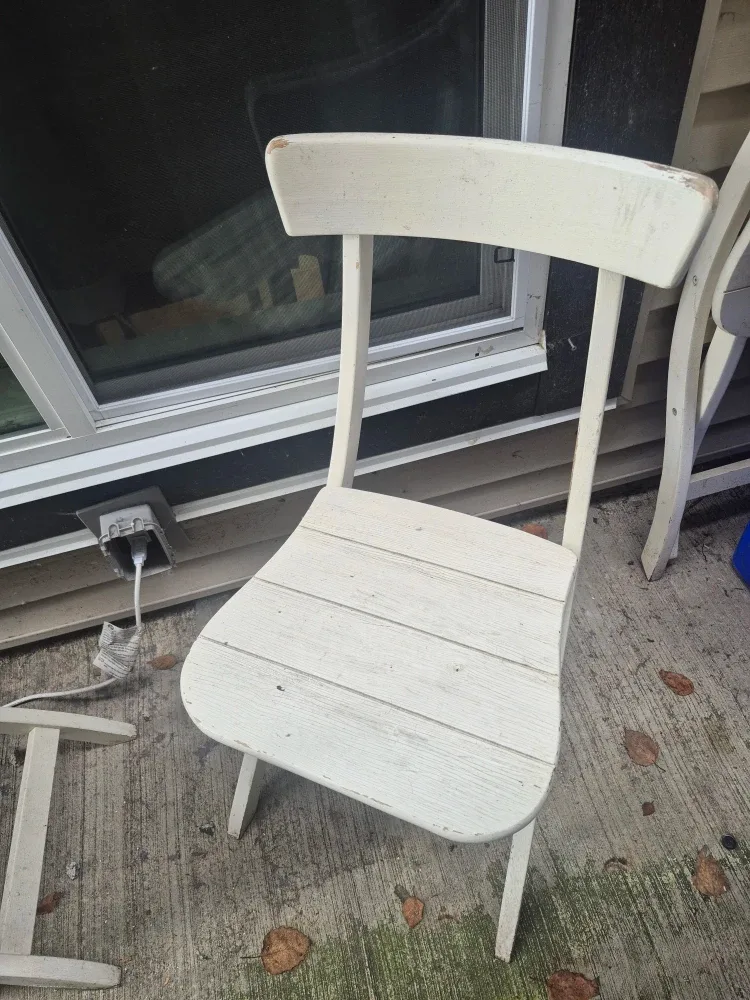 X4   White Wooden Chair