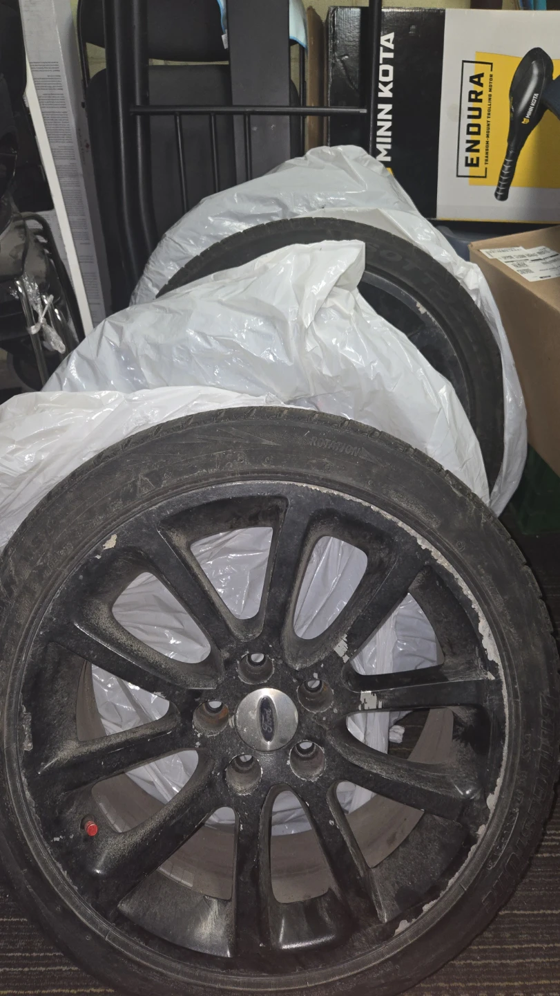 Set of 4 winter tires for Ford fusion
