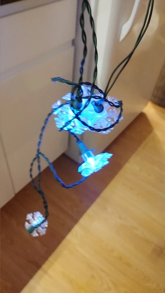 Snowflake String Lights - Blue image indicator(9)