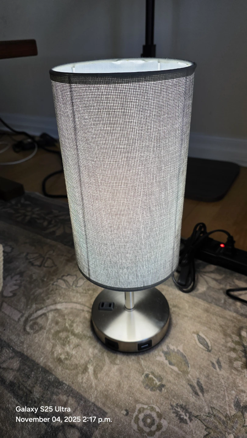 Table Lamps with USB Ports - photo 2
