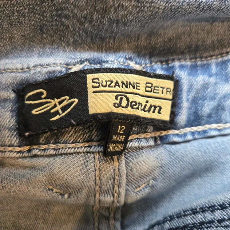 Suzanne Betro Denim Jeans - Size 12 or 32 image indicator(2)