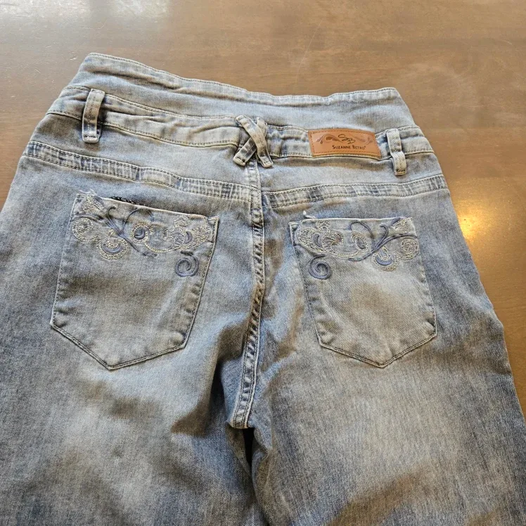 Suzanne Betro Denim Jeans - Size 12 or 32 image indicator(4)