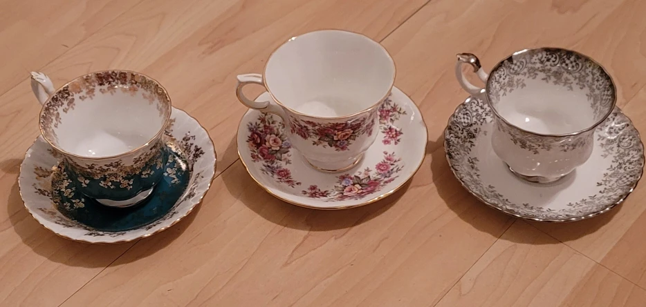 Royal Albert Teacups (Set of 3) - photo 3