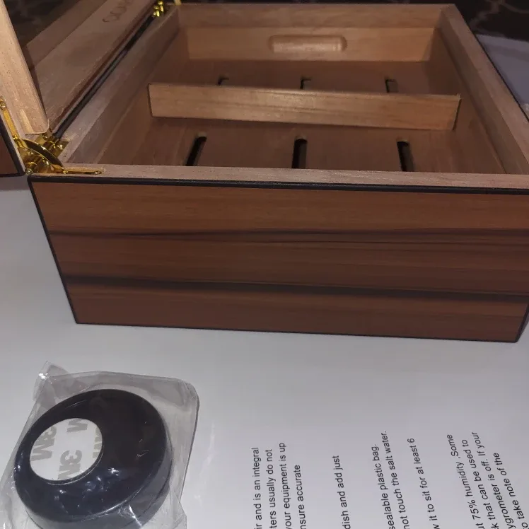 Cigarol Humidor image indicator(3)