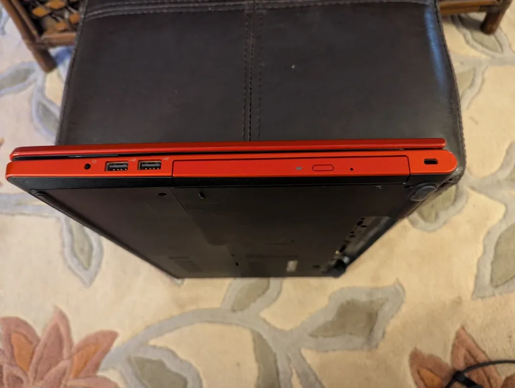 Dell Red Laptop image indicator(3)