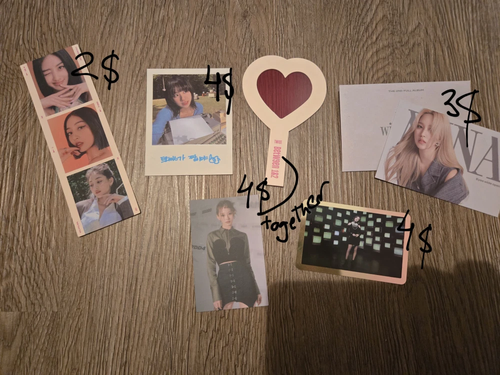 TWICE STAYC kpop photocards posters inclusions - photo 2