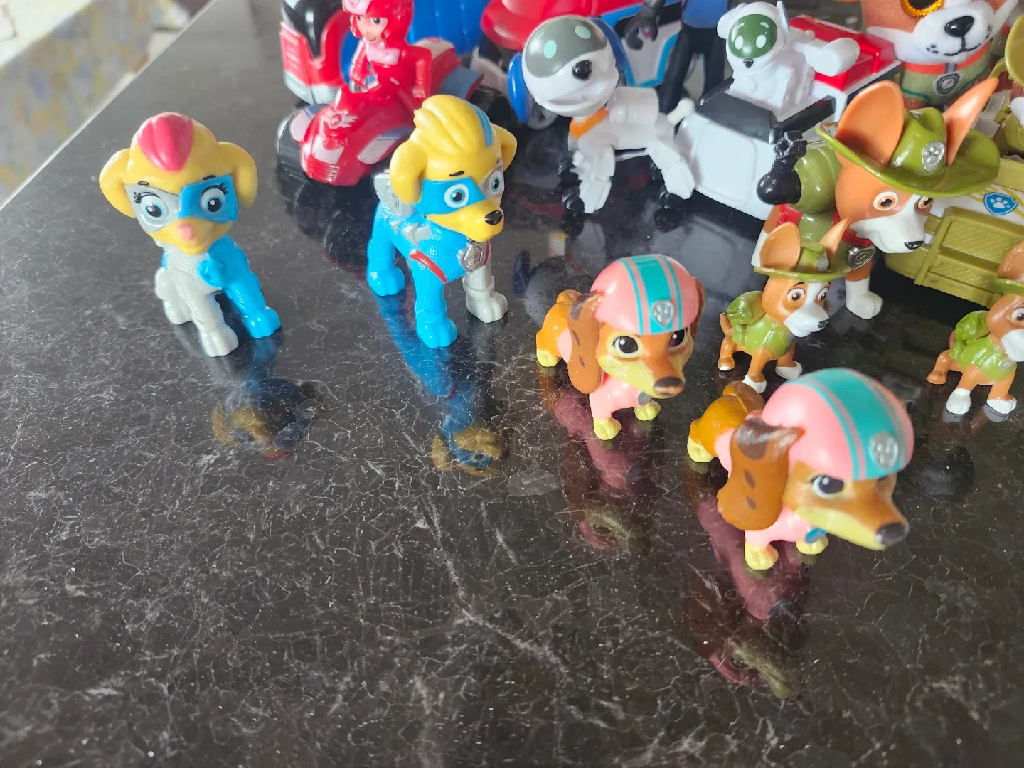 Paw Patrol Toy Figures & Vehicles Lot image indicator(5)
