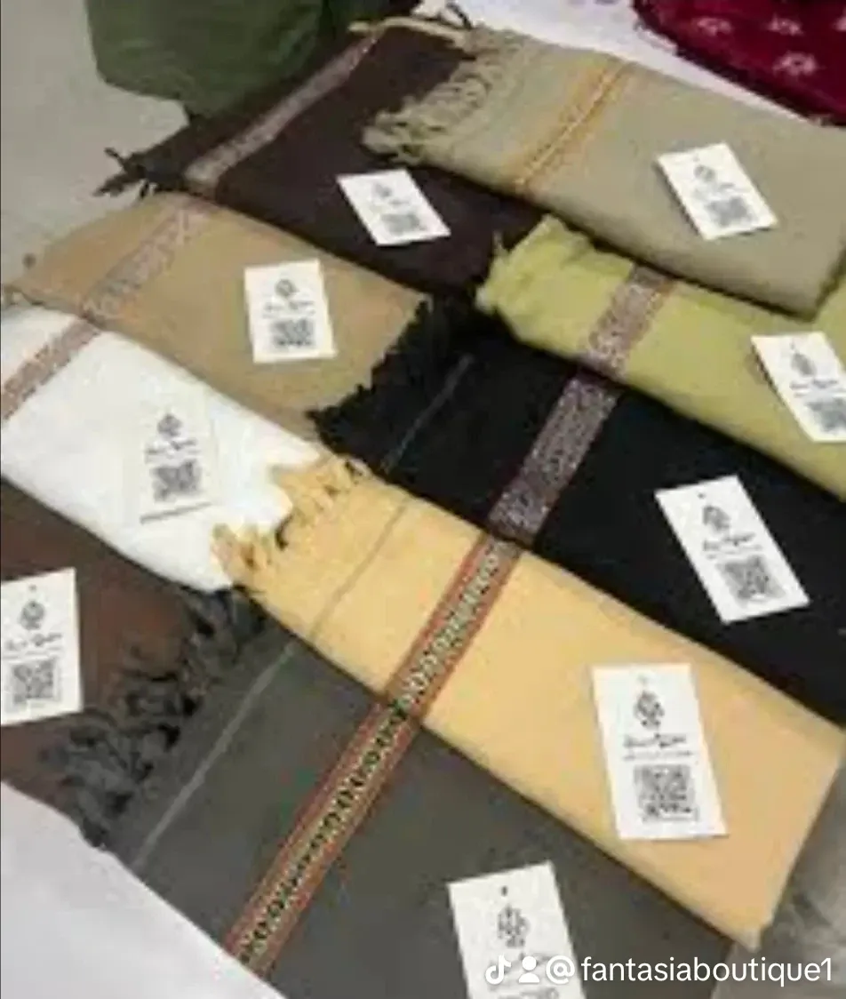 Amin Adnan AA-Shawl Winter Essential image indicator(3)