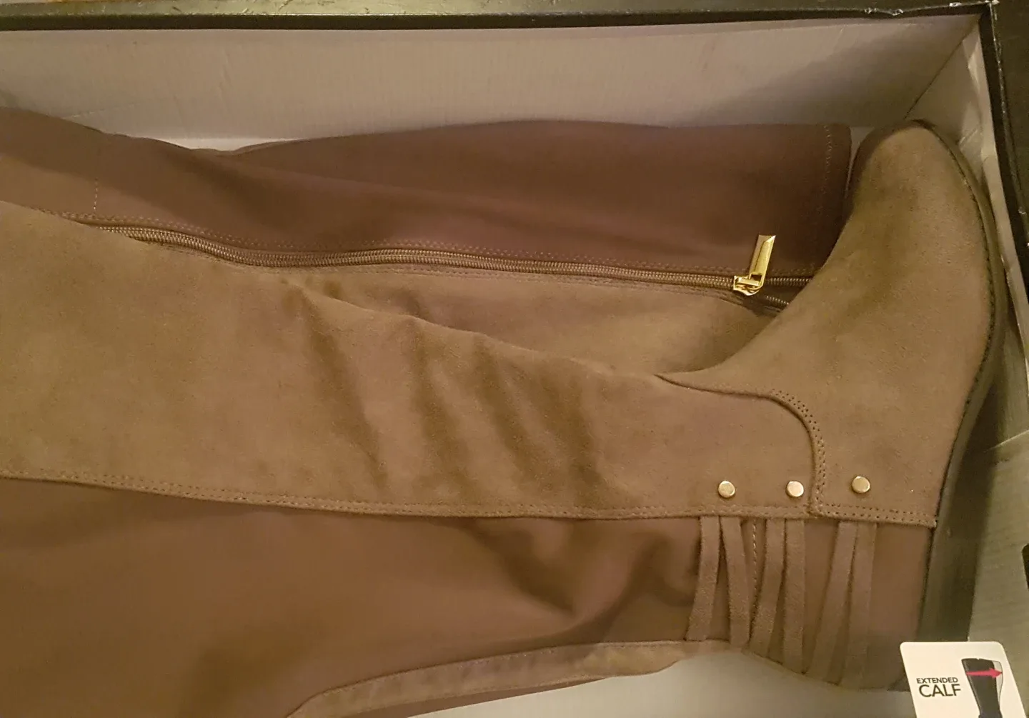 BRAND NEW EXTENDED WIDE CALF PENN DRESS BOOTS IN BOX.SIZE 8