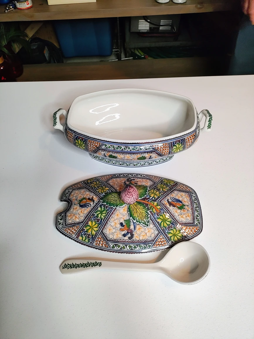 Vintage Hand-Painted Portuguese Lidded Tureen & Spoon - photo 4