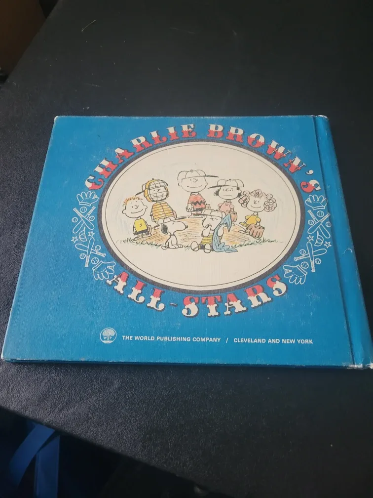 Charlie Brown's All-Stars Book by Charles M. Schulz image indicator(2)