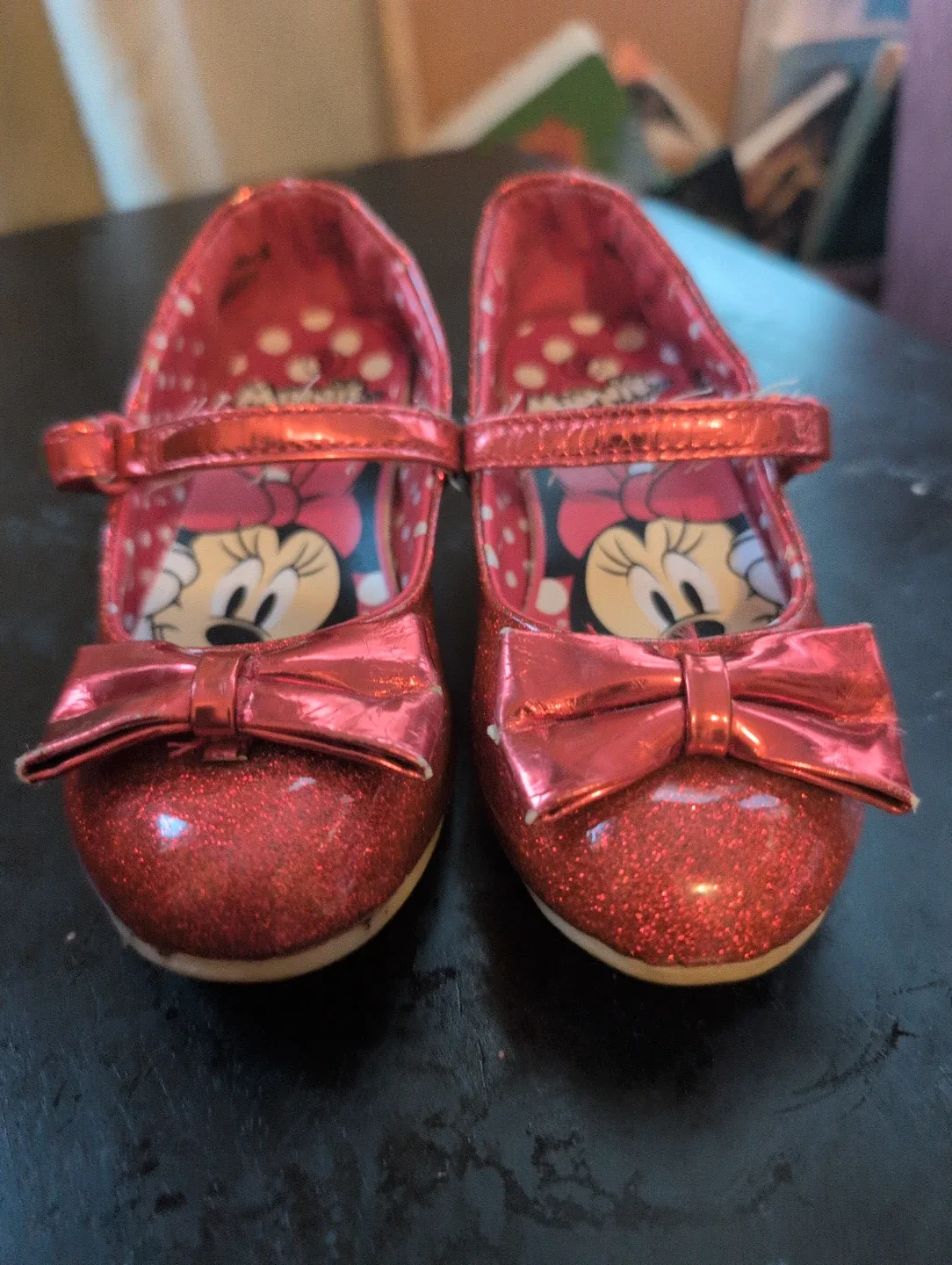 Minnie Mouse Red Glitter Shoes - Size 9