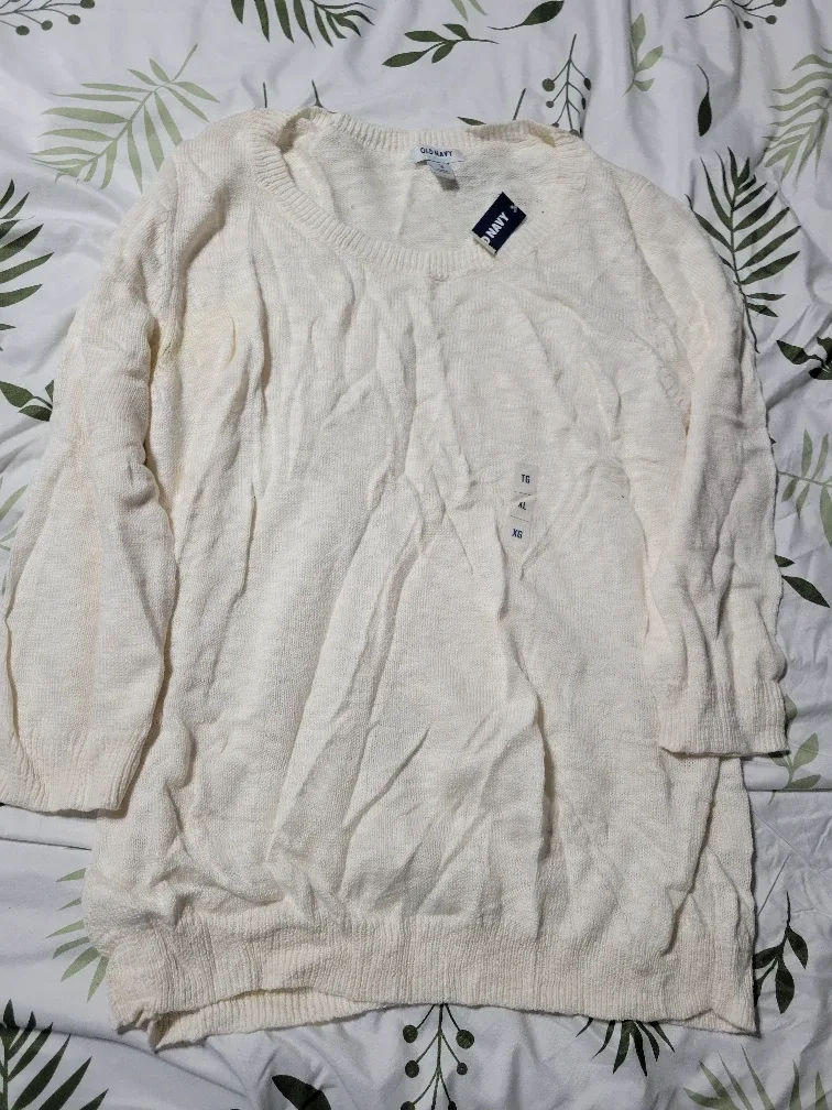 Old Navy Cream Sweater - Size XL - New with Tags