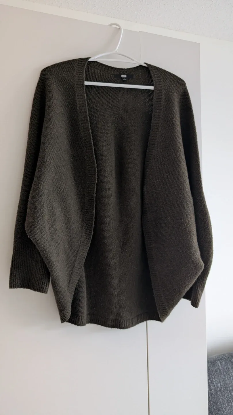 Uniqlo Green Cardigan - Size S