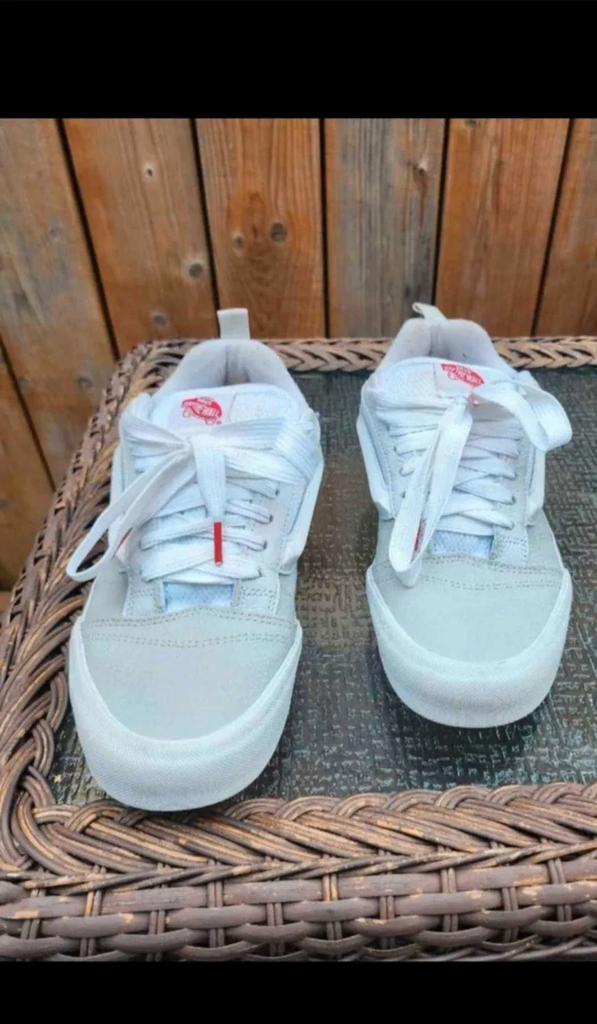 Vans Knu Skool Shoes - Men's Size 10