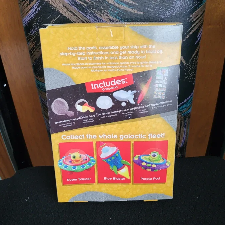 Mini-Maker Spacey Ships Modeling Foam Kit (Ages 5-9) image indicator(2)
