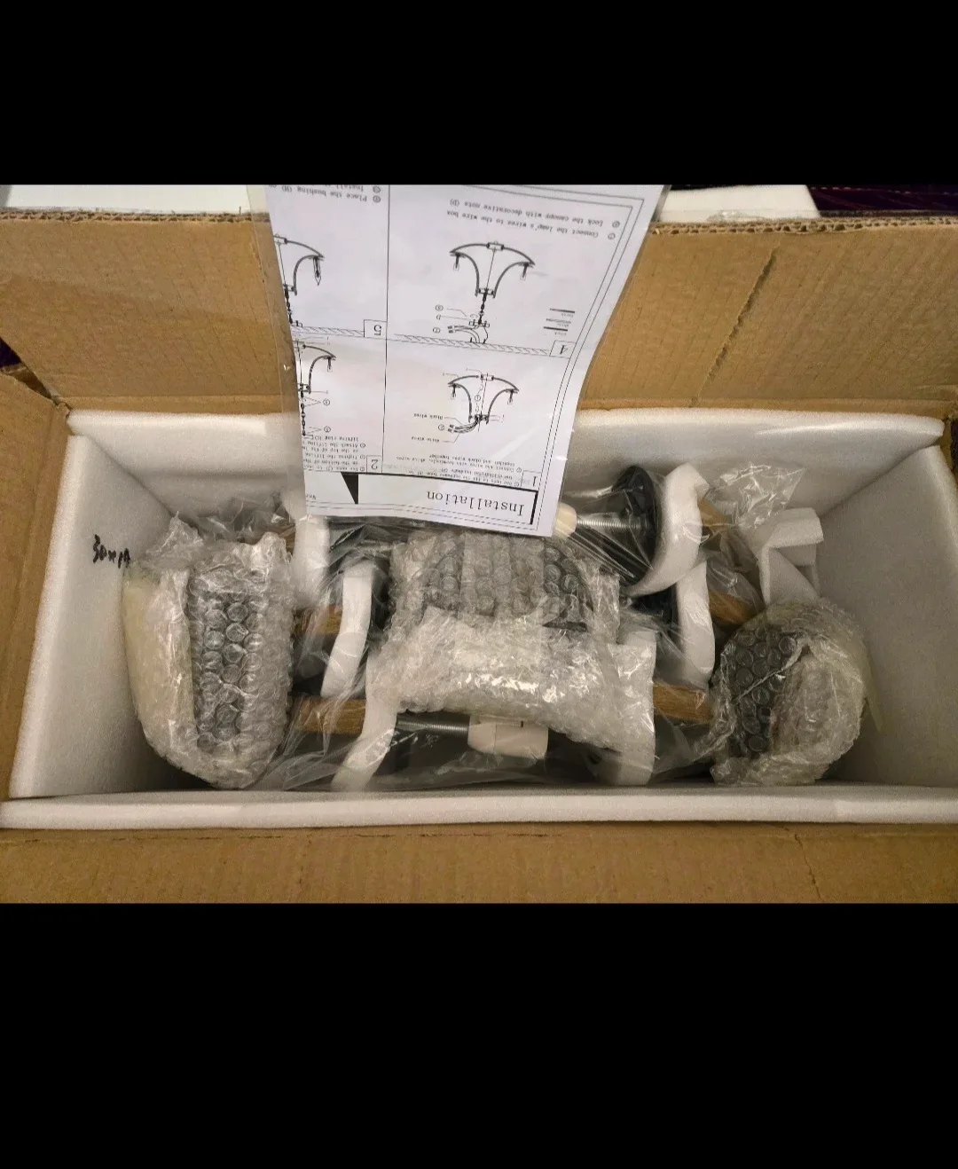 New Giutna Farmhouse 6-light Chandelier - Black image indicator(2)