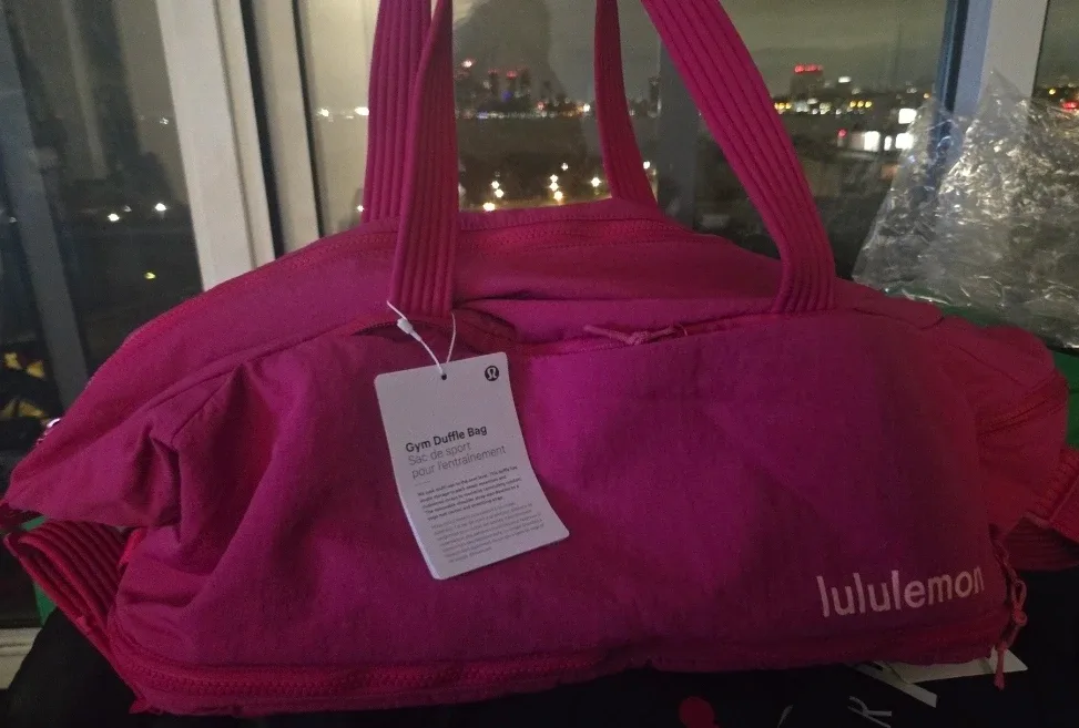 Lululemon Gym Duffel Bag - Pink image indicator(2)