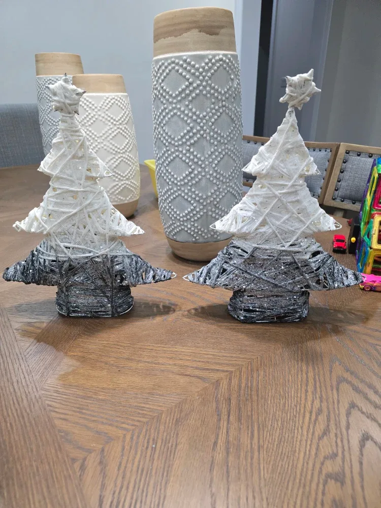 Christmas Tree Decoration - grey & White image indicator(3)