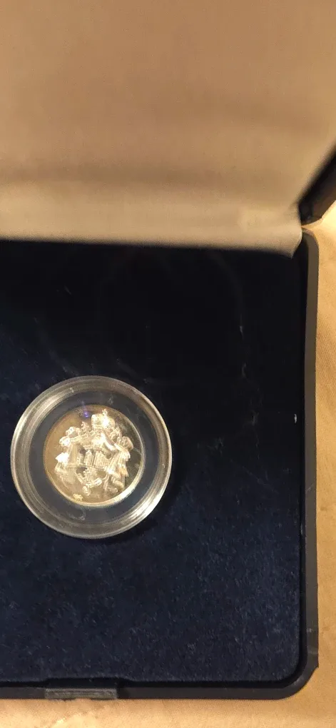 Collectible Coin in Case image indicator(3)