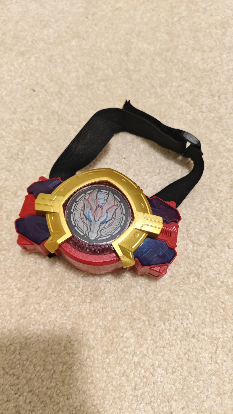 Ultraman Z DX Ultra Access Card & Holder