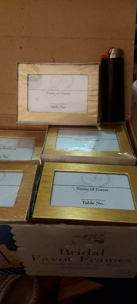 Victoria Lynn Bridal Favor Frames (24 pc)