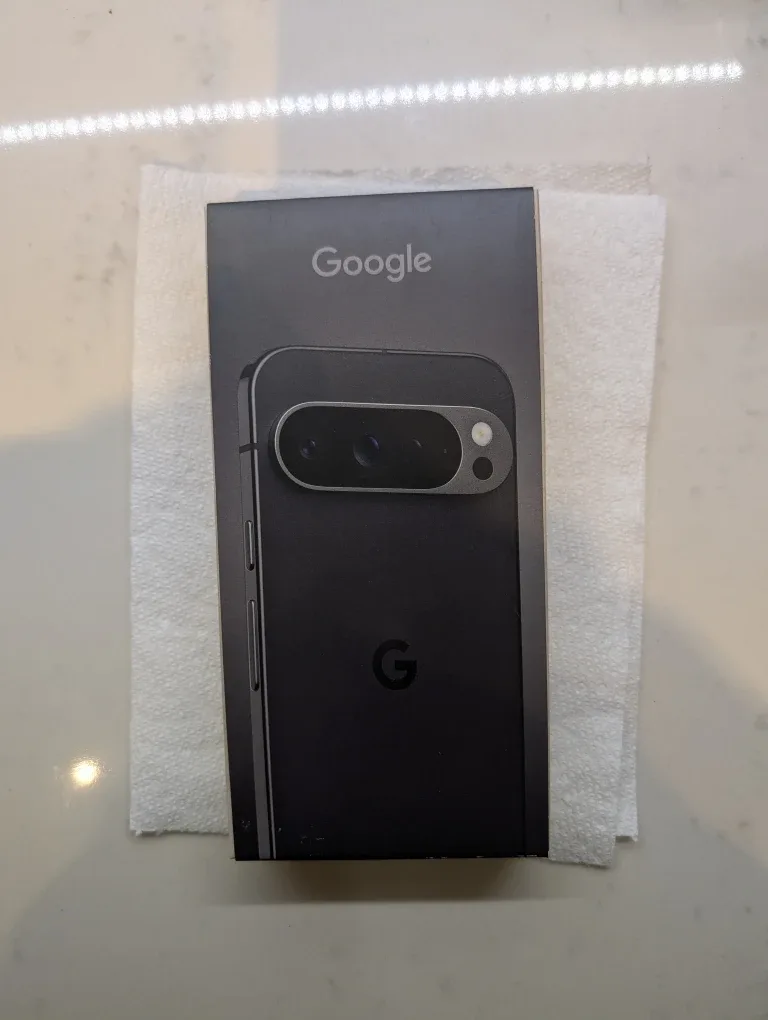 Google Pixel 9 Pro 128GB Obsidian - New in Box! image indicator(3)