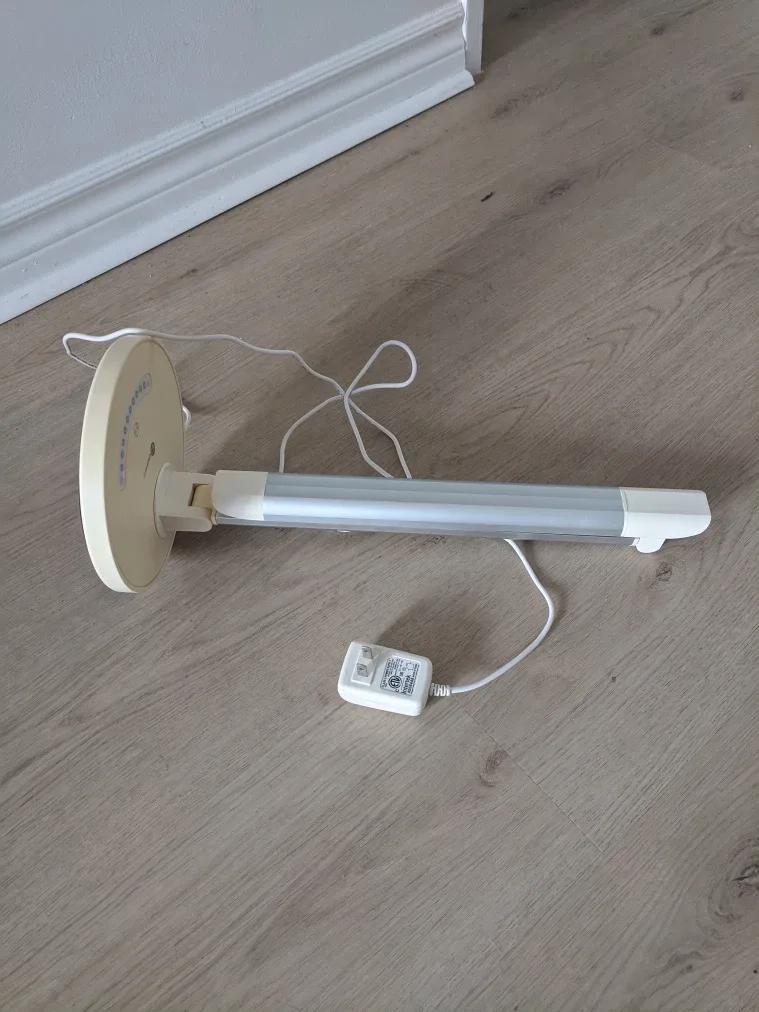 LED Desk Lamp with Adjustable Brightness image indicator(5)