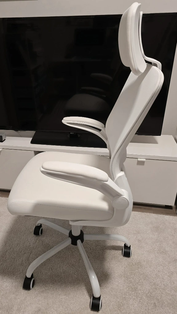 Ergonomic Office Chair - White - photo 4