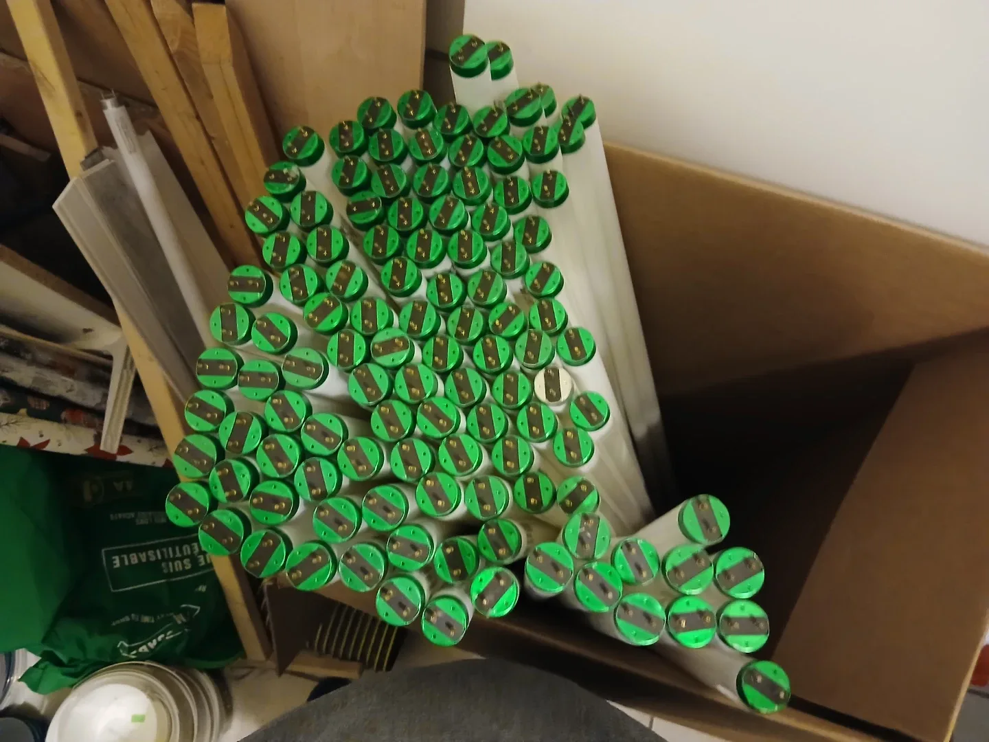 Philips Alto II Fluorescent Light Bulbs image indicator(2)