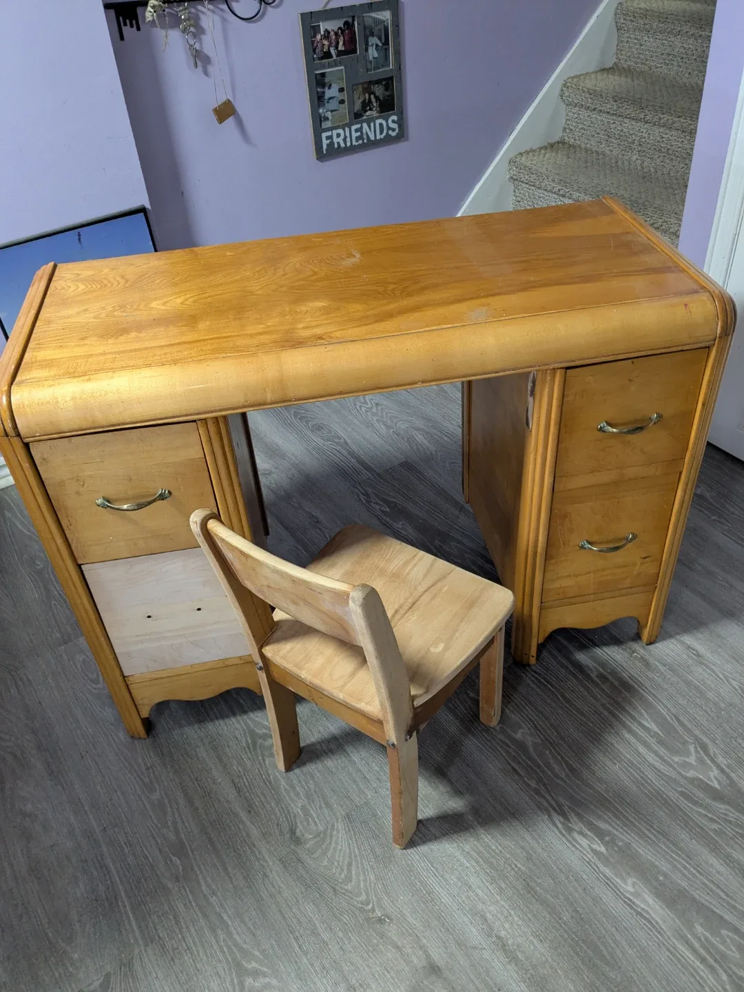 Children's Desk image indicator(5)