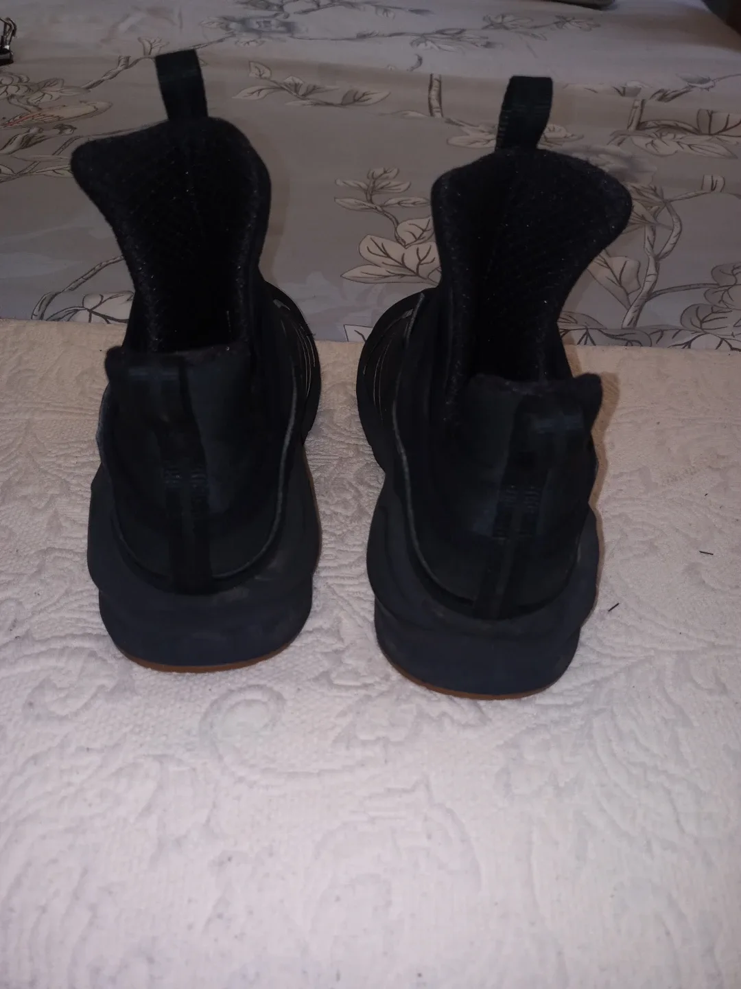 Puma Boys Runners - Size 5.5 image indicator(3)