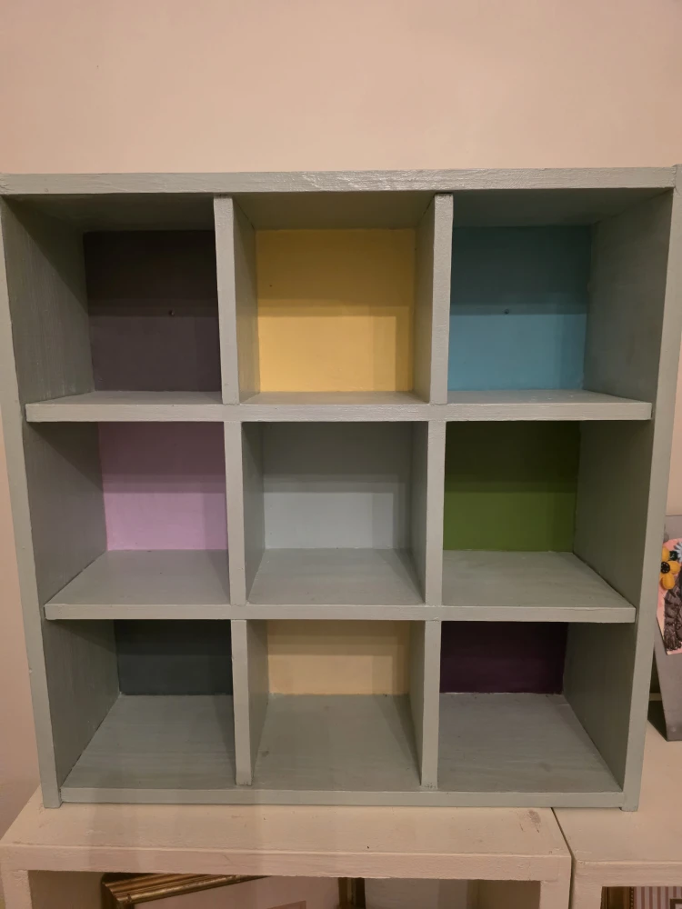 9-Cube Storage Shelf Unit