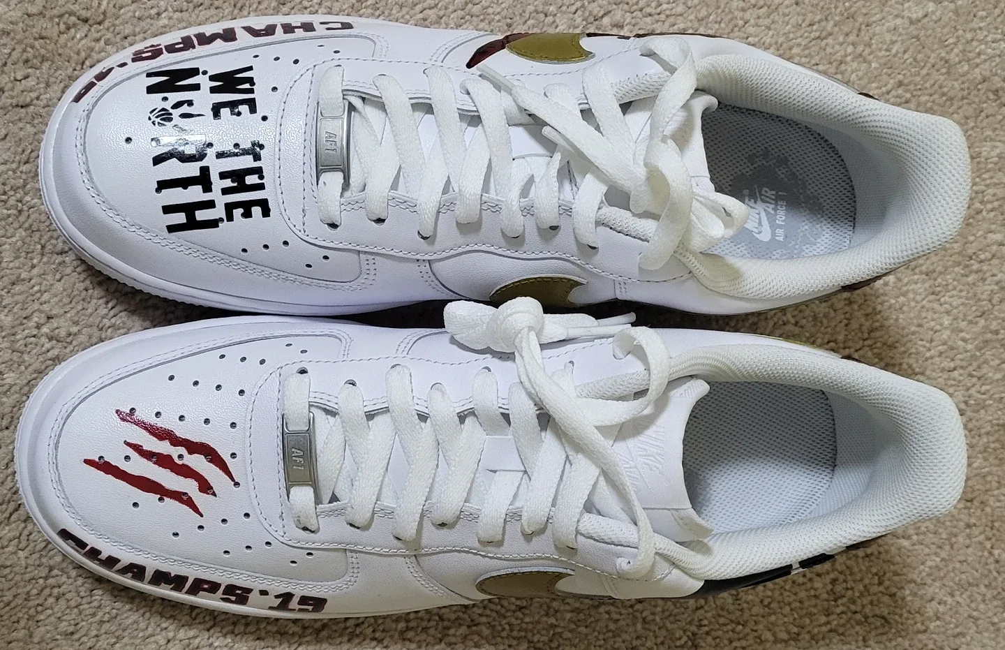 Nike Air Force 1 Custom Raptors Edition Size 11 image indicator(5)