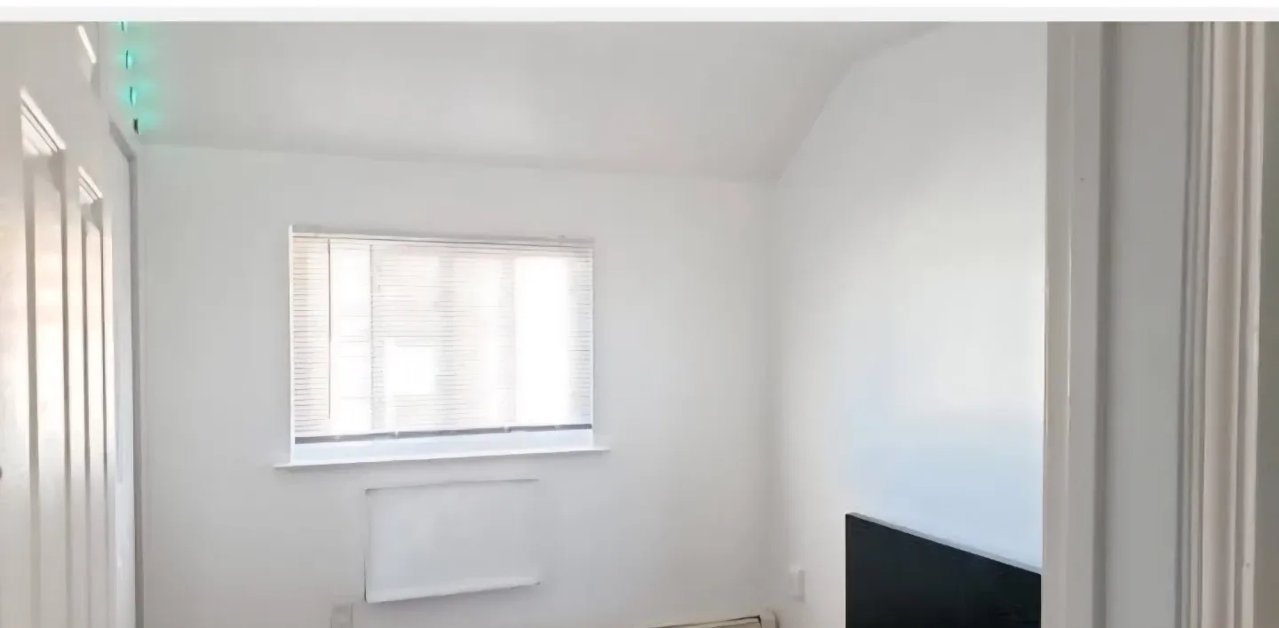 Room for rent image indicator(6)