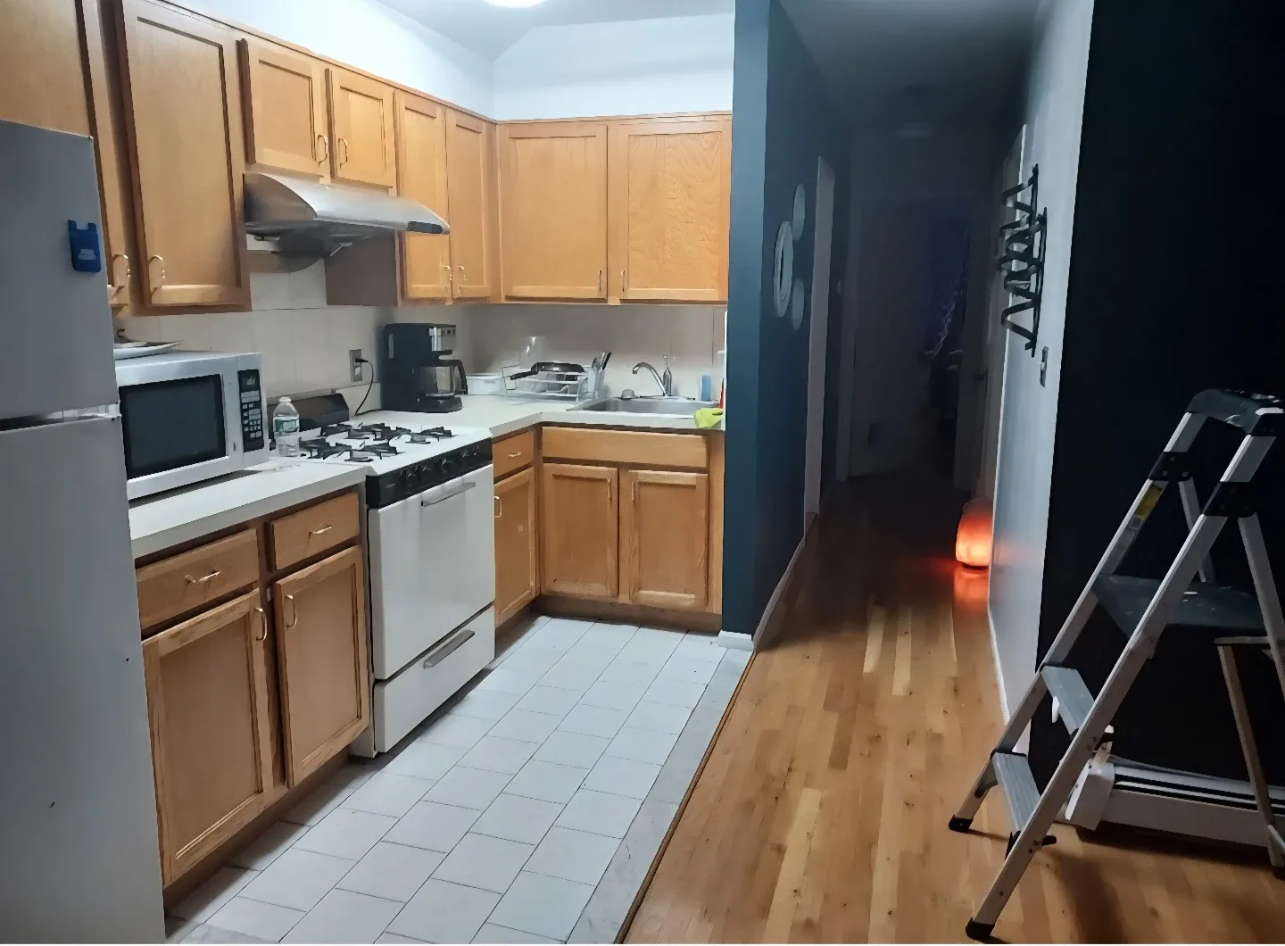 Room for rent image indicator(10)