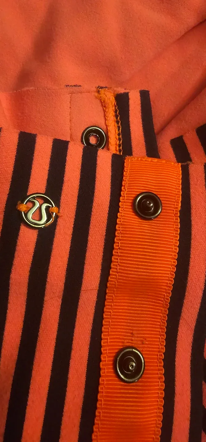 Lululemon Athletica O/S Orange & Black scarf thumbnail