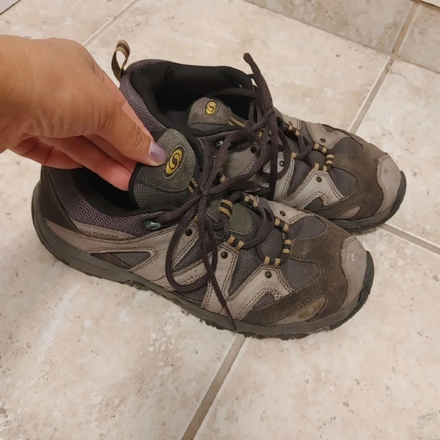 Men's shoes Size 8.5 image indicator(2)