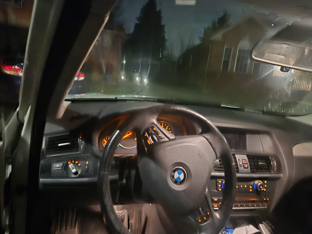 BMW X3 SUV image indicator(4)