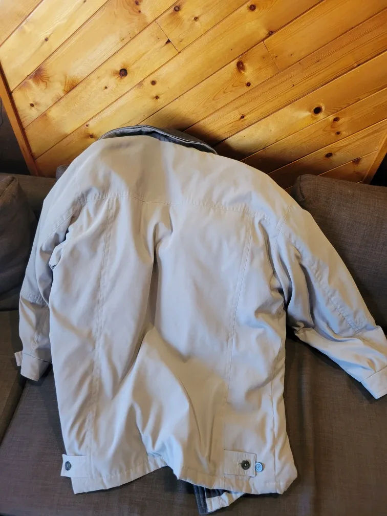 Ideroma Beige Coat image indicator(2)