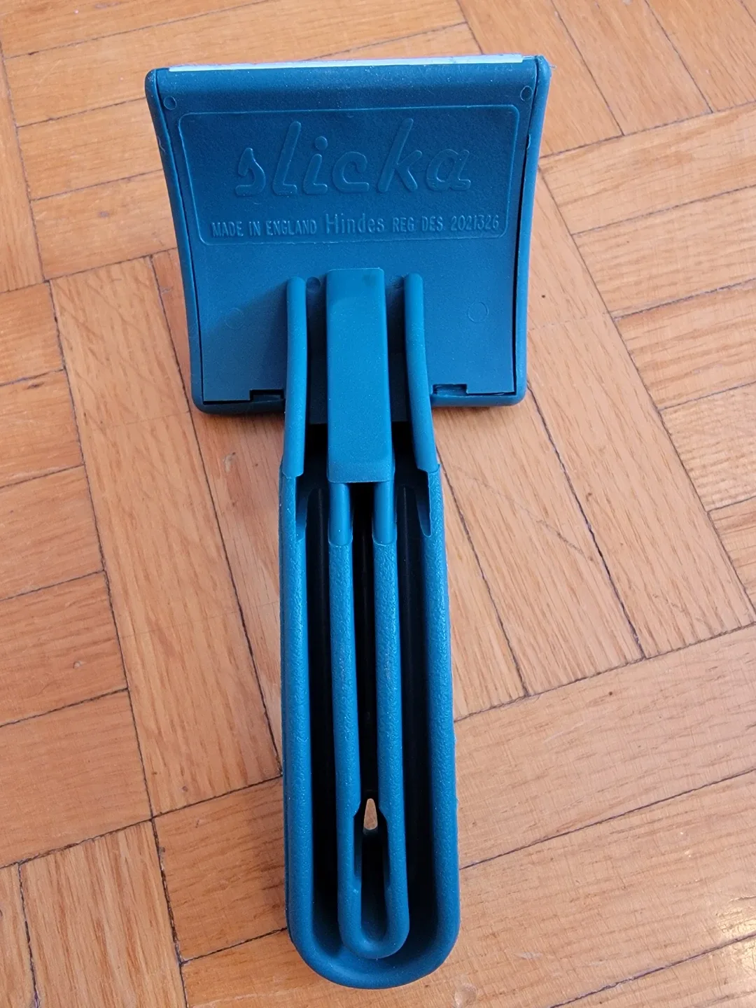 Slicka Dog Grooming Brush image indicator(4)