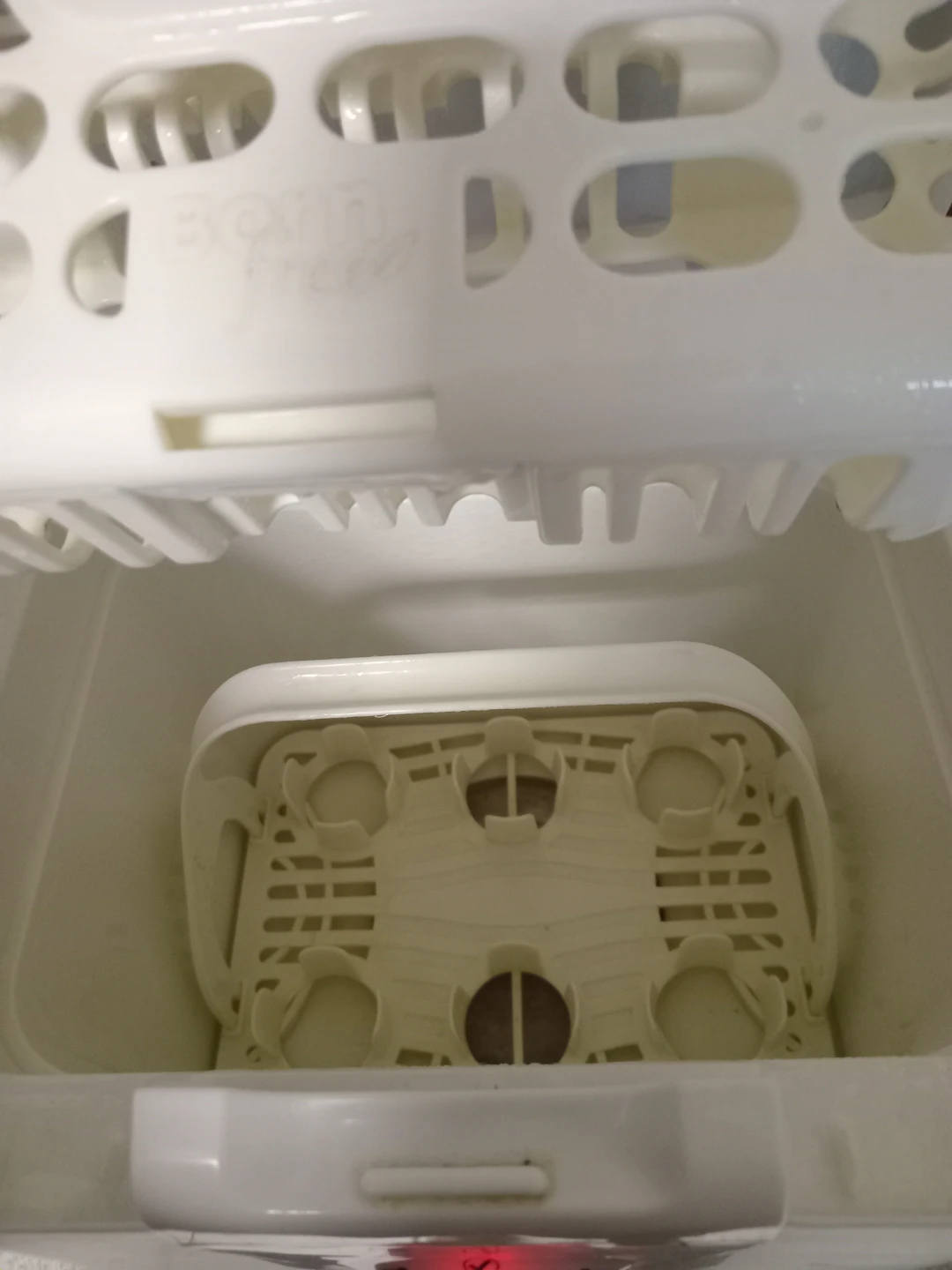 Born Free Tru-Clean Sterilizing System - photo 3