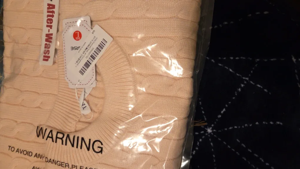 New Tarstin Cable Knit Sweater - Size L