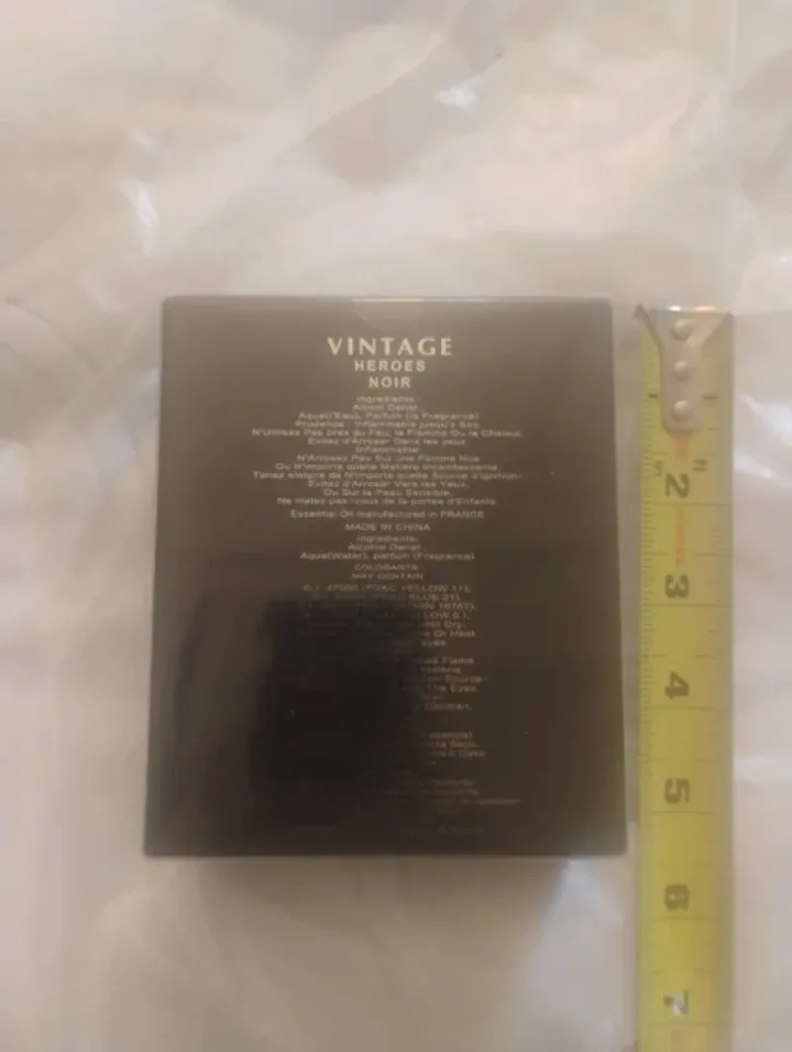 Vintage Heroes Noir Eau de Parfum 3.4 oz image indicator(2)