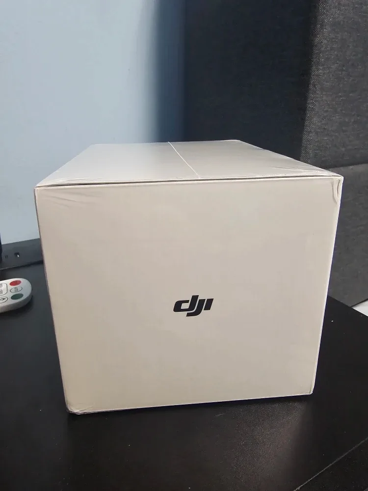 DJI Mini 4 Pro Drone - brand new image indicator(2)