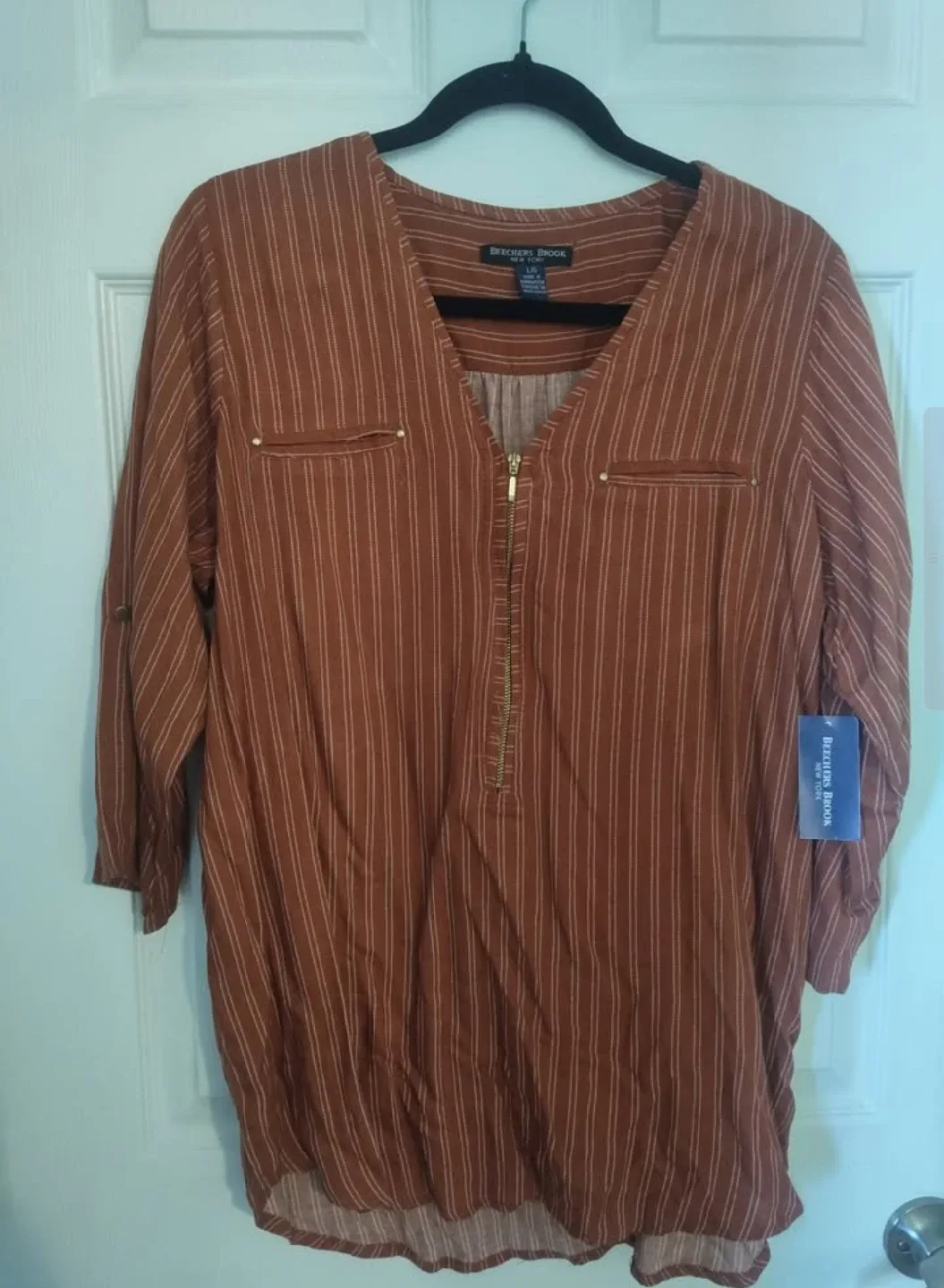 Women's Shirt (Large) – New with Tags image indicator(2)