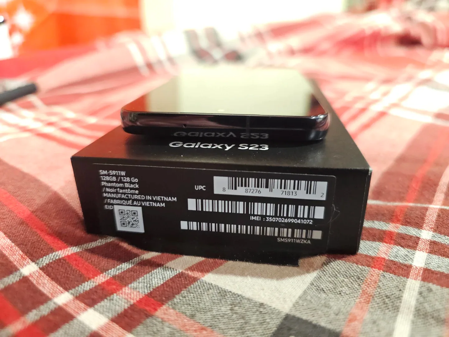 Samsung Galaxy S23 Black 128 GB (4 Cases Included) image indicator(10)