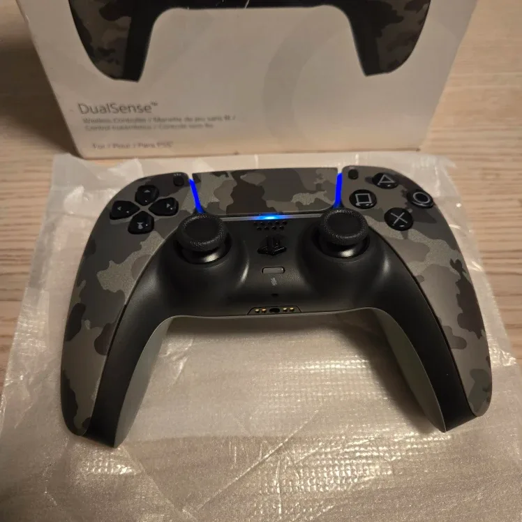 Ps5 Dualsense.New Open Box. Controller. Playstation 5 image indicator(2)